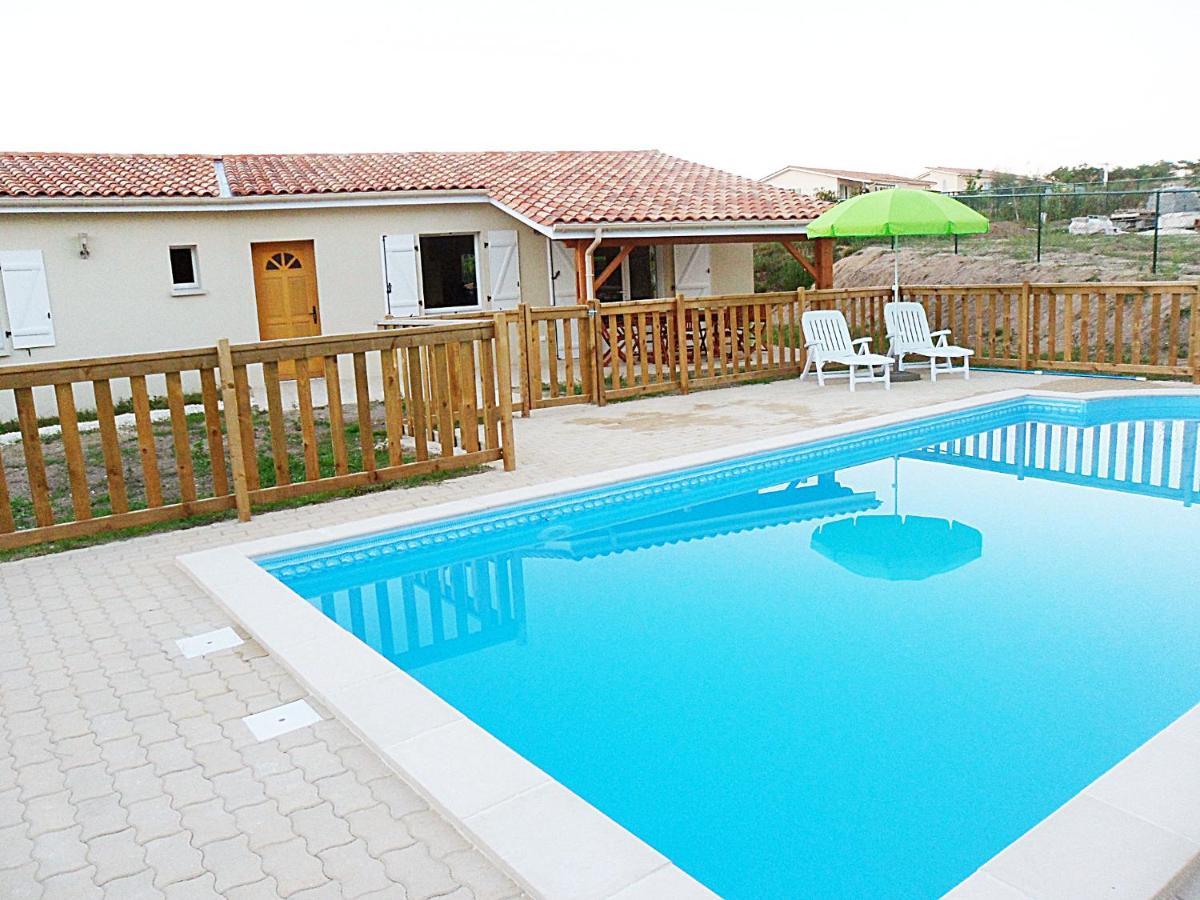 Etang Vallier Resort Brossac Ruang foto
