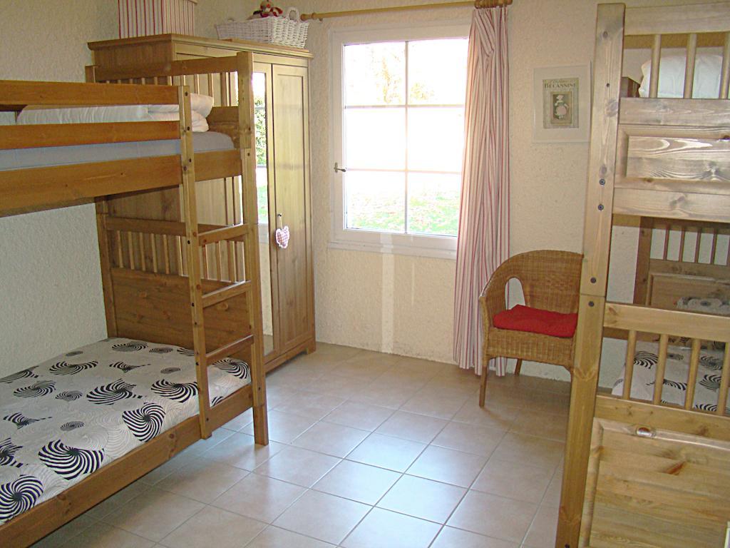 Etang Vallier Resort Brossac Ruang foto