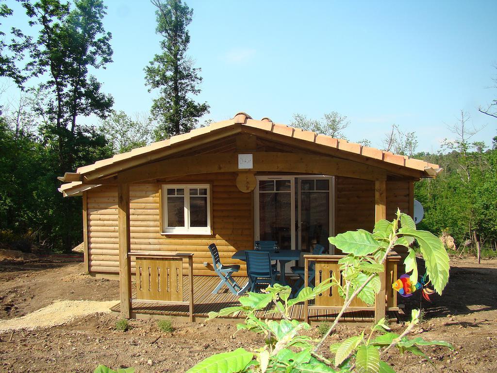 Etang Vallier Resort Brossac Ruang foto